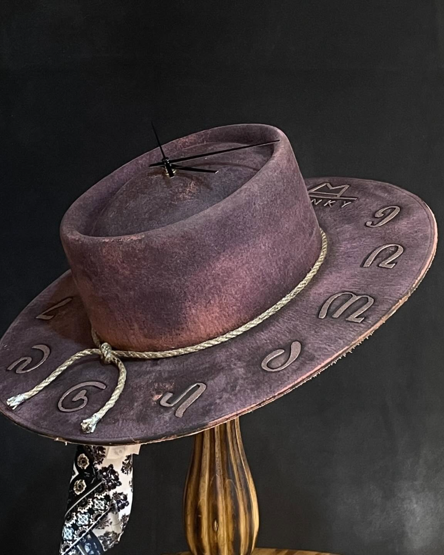 Hat 1 - Image 3